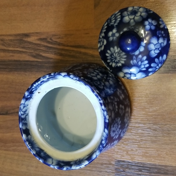 Blue & White Floral Calico Print Porcelain Covered Dish Pottery Jar Vessel - Picture 3 of 12